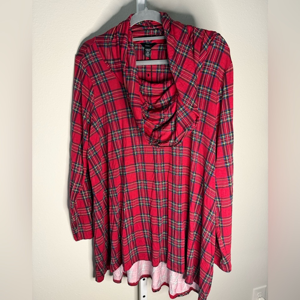 NWT Intro Stretch Woman Red Plaid Cowl Neck Tunic
